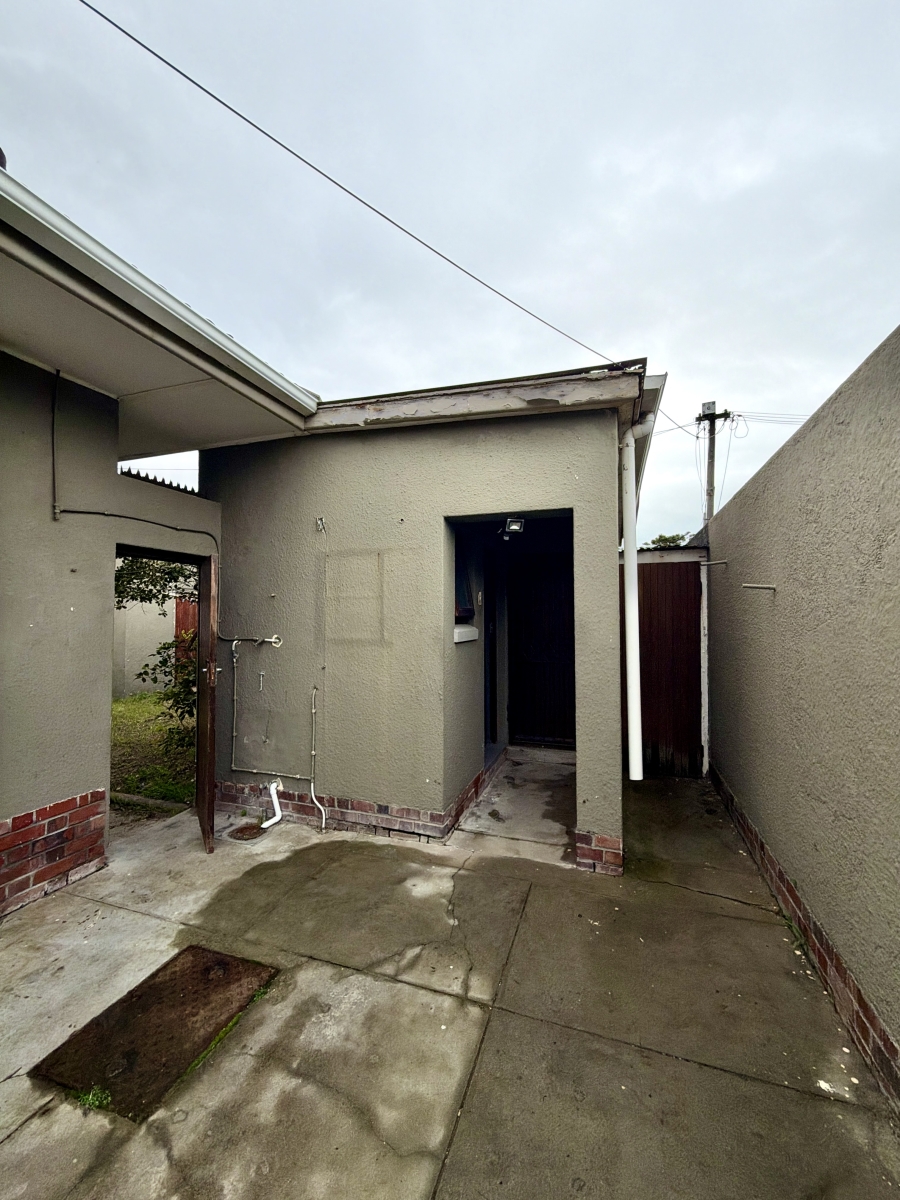 4 Bedroom Property for Sale in Muizenberg Western Cape